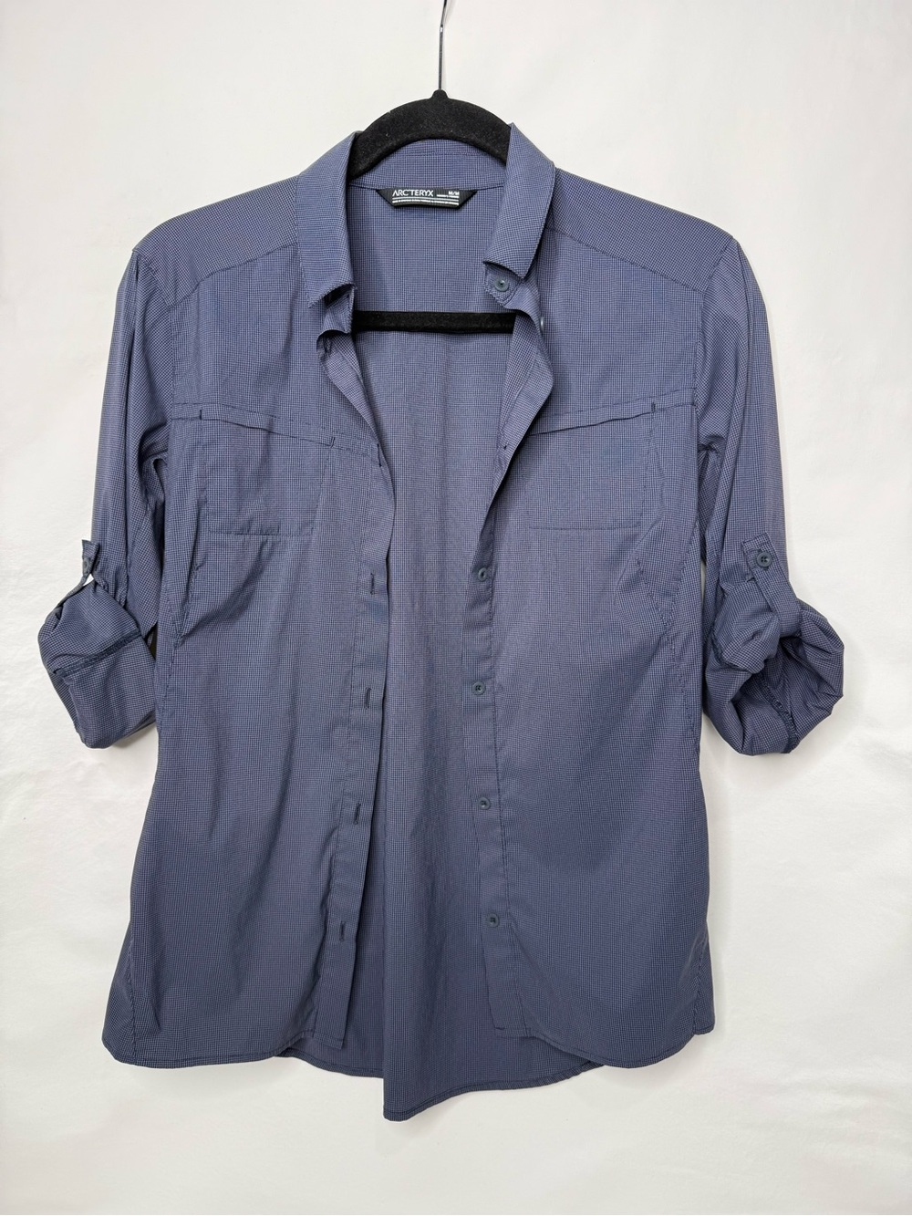 Arc’teryx Women’s Medium Blue Check Long Sleeve Roll Tab Hiking Travel Shirt